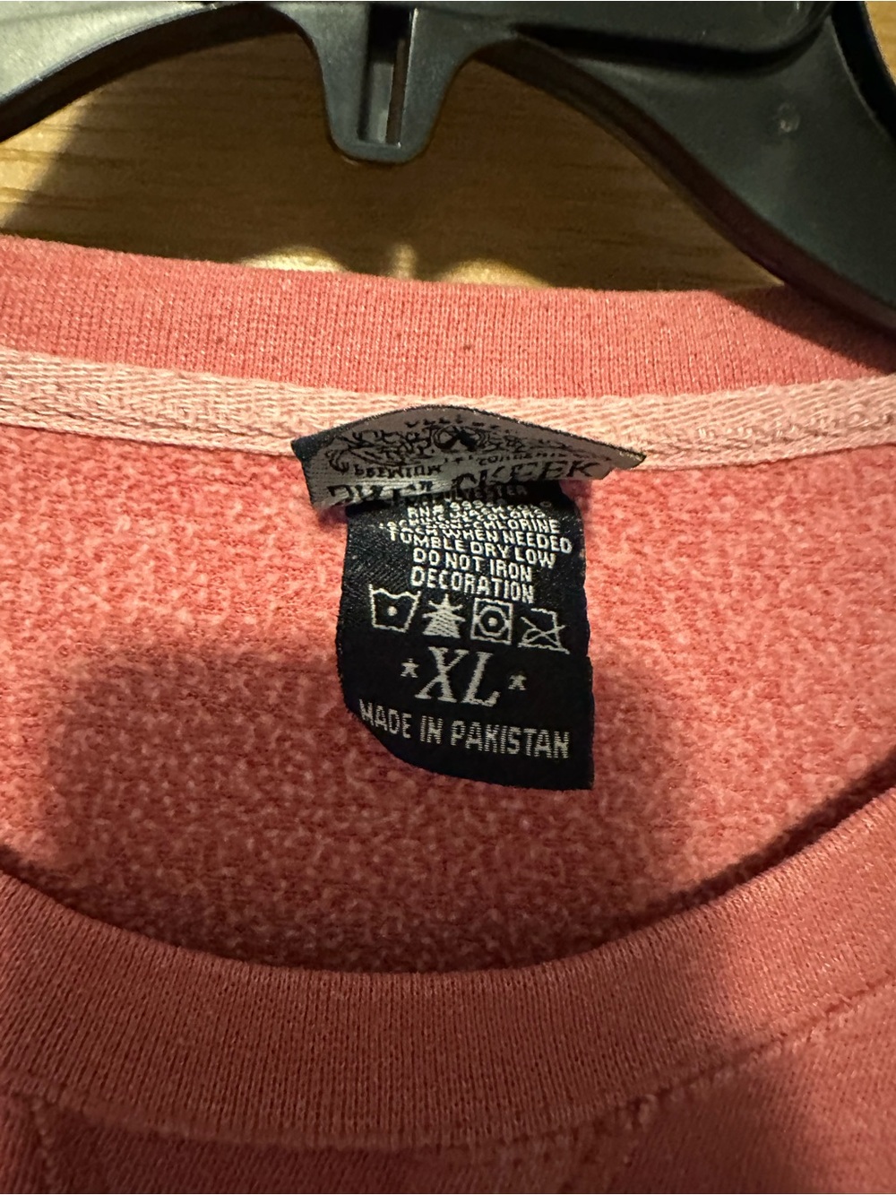 Mackinac Island Michigan Vintage-Style Rose Sweatshirt - Picture 2 of 2